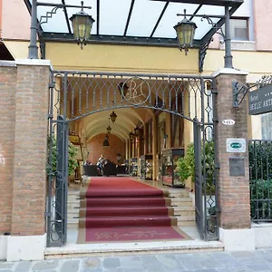 belle-arti-hotel.hotelslidodijesolo.com/