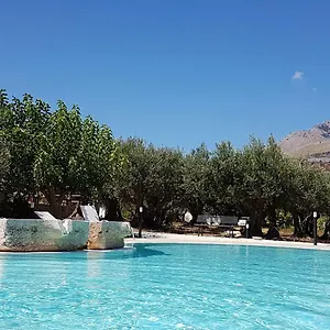 Casale La Macina 2* Scopello (Sicily)